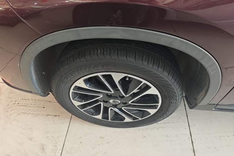 Used GAC Trumpchi GS4 2017 200T G-DCT Two-Wheel Drive Elite Edition Exterior 4