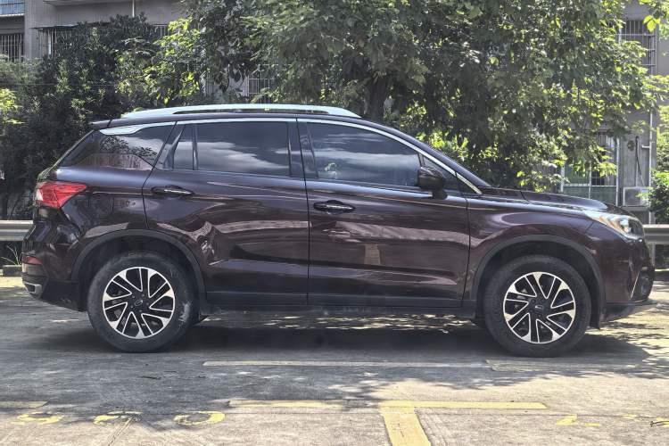 Used GAC Trumpchi GS4 2017 235T Automatic Two-Wheel Drive Elite Edition Exterior 6