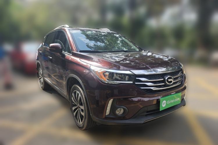 Used GAC Trumpchi GS4 2017 235T G-DCT Two-Wheel Drive Luxury Edition Front Right 45 Deg