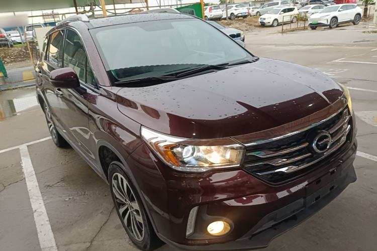 Used GAC Trumpchi GS4 2017 235T G-DCT Two-Wheel Drive Luxury Edition Front Right 45 Deg