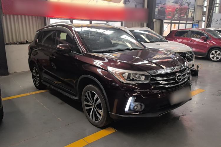 Used GAC Trumpchi GS4 2017 235T Automatic Two-Wheel Drive Luxury Smart Connectivity Version Front Right 45 Deg