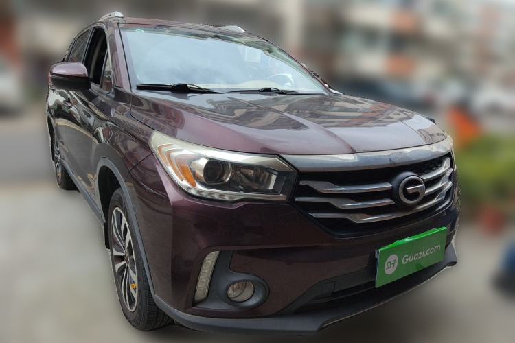 Used GAC Trumpchi GS4 2017 200T G-DCT Two-Wheel Drive Luxury Edition Front Right 45 Deg