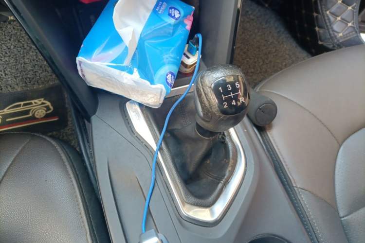 Used GAC Trumpchi GS4 2017 235T Manual Two-Wheel Drive Luxury Edition Gear Lever