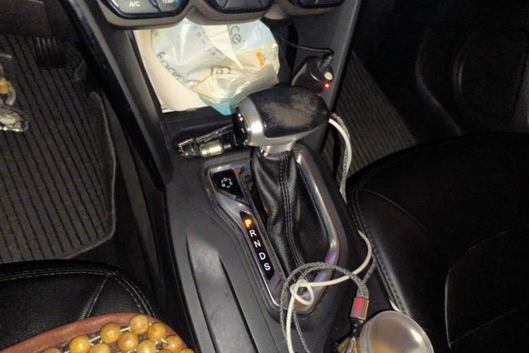 Used GAC Trumpchi GS4 2017 200T G-DCT Two-Wheel Drive Comfort Edition Gear Lever