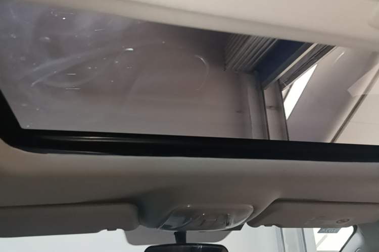 Used GAC Trumpchi GS4 2017 235T Automatic Two-Wheel Drive Elite Edition Headliner