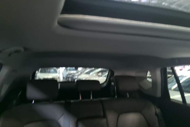 Used GAC Trumpchi GS4 2017 235T Automatic Two-Wheel Drive Luxury Smart Connectivity Version Headliner