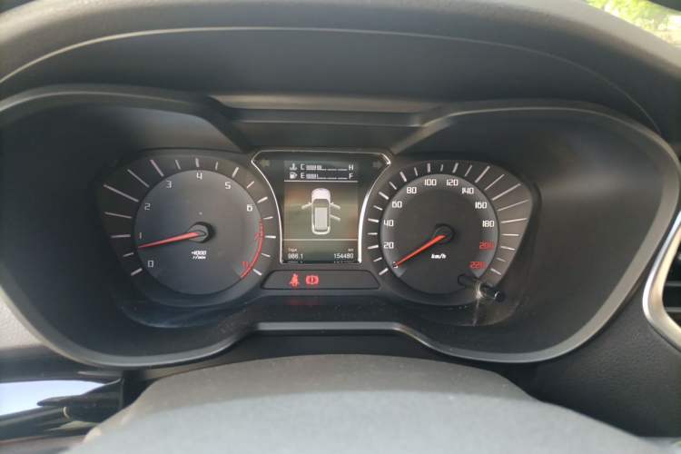 Used GAC Trumpchi GS4 2017 235T Manual Two-Wheel Drive Luxury Edition Instrument Cluster
