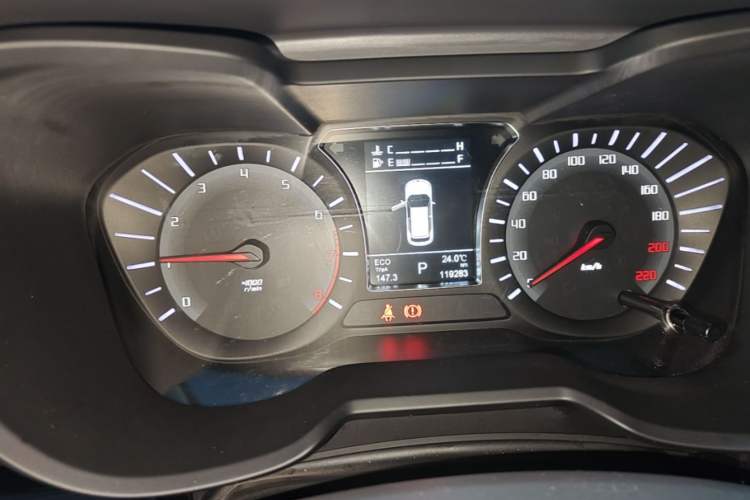 Used GAC Trumpchi GS4 2017 200T G-DCT Two-Wheel Drive Elite Edition Instrument Cluster