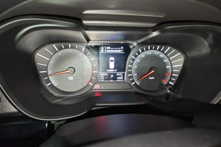 Used GAC Trumpchi GS4 2017 235T Automatic Two-Wheel Drive Luxury Smart Connectivity Version Instrument Cluster