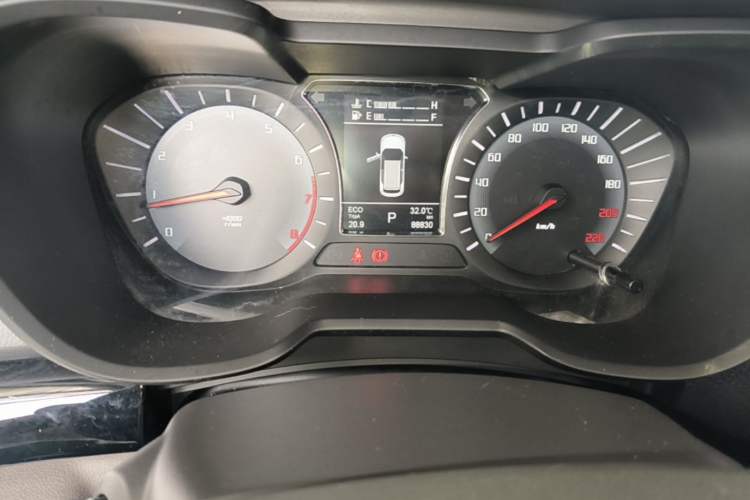 Used GAC Trumpchi GS4 2017 200T G-DCT Two-Wheel Drive Elite Edition Instrument Cluster