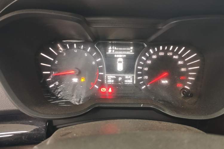 Used GAC Trumpchi GS4 2017 235T Automatic Two-Wheel Drive Luxury Smart Connectivity Version Instrument Cluster