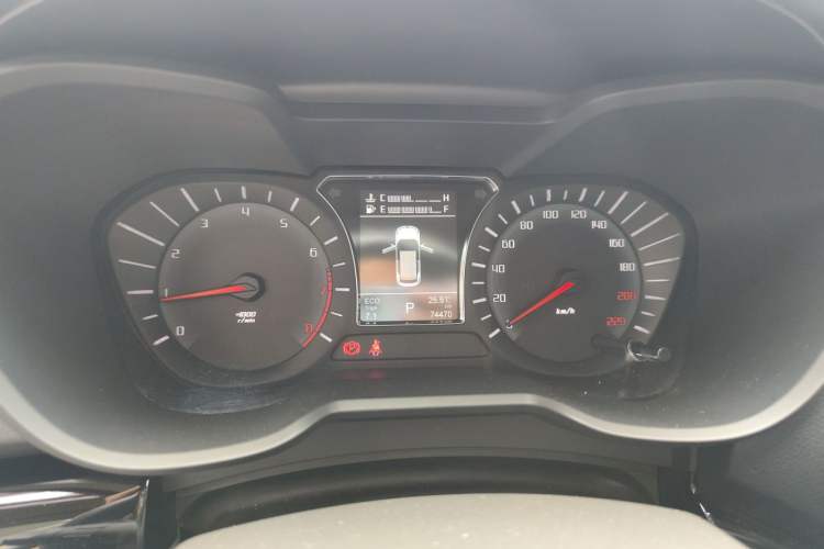 Used GAC Trumpchi GS4 2017 235T Automatic Two-Wheel Drive Luxury Smart Connectivity Version Instrument Cluster