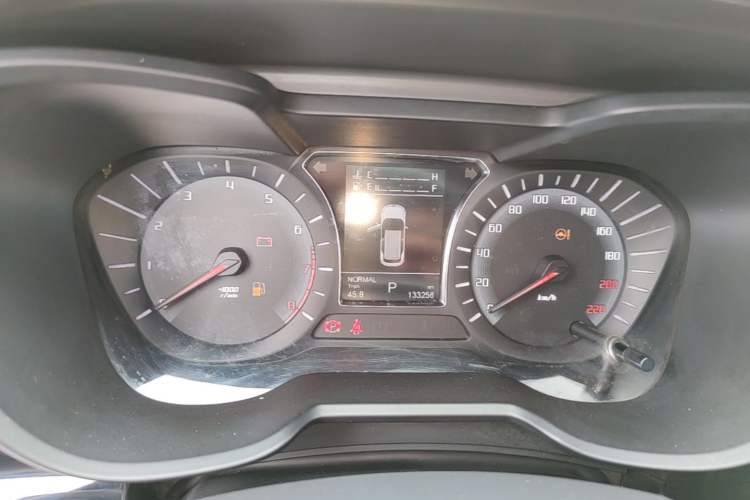 Used GAC Trumpchi GS4 2017 235T Automatic Two-Wheel Drive Elite Edition Instrument Cluster