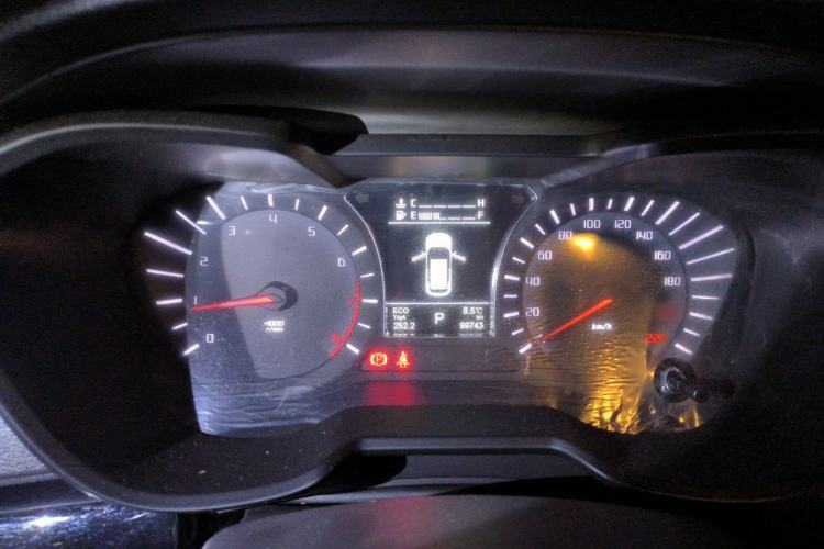 Used GAC Trumpchi GS4 2017 235T Automatic Two-Wheel Drive Luxury Smart Connectivity Version Instrument Cluster