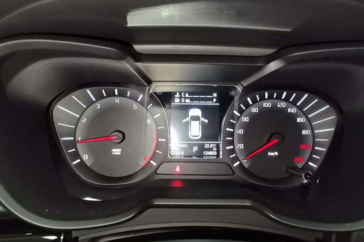 Used GAC Trumpchi GS4 2017 235T Automatic Two-Wheel Drive Luxury Smart Connectivity Version Instrument Cluster