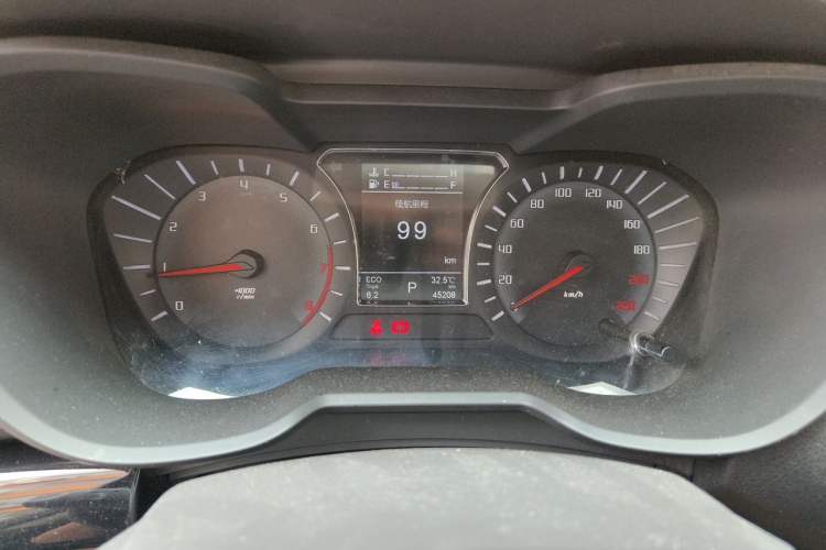 Used GAC Trumpchi GS4 2017 200T G-DCT Two-Wheel Drive Luxury Edition Instrument Cluster