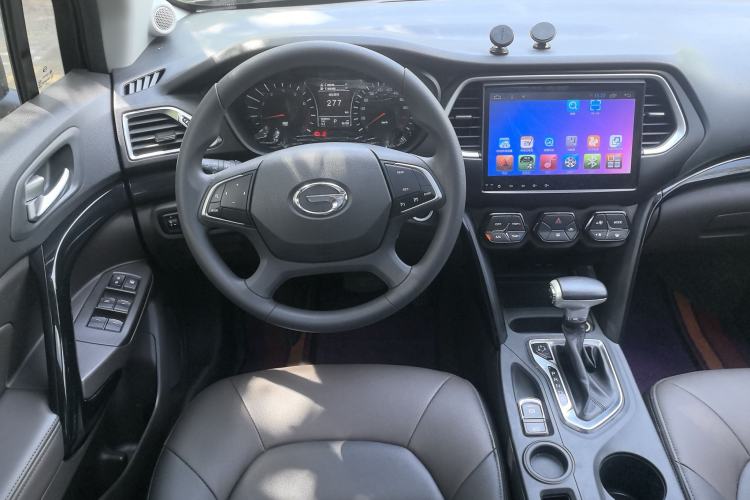 Used GAC Trumpchi GS4 2017 235T Automatic Two-Wheel Drive Elite Edition Interior 7