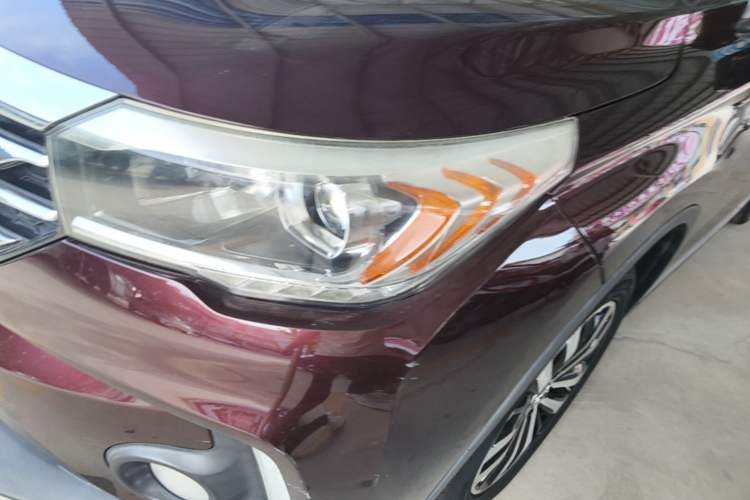 Used GAC Trumpchi GS4 2017 235T Automatic Two-Wheel Drive Luxury Smart Connectivity Version Left Front Headlight