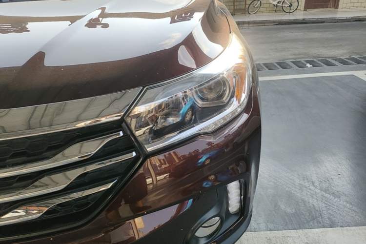 Used GAC Trumpchi GS4 2017 235T Automatic Two-Wheel Drive Elite Edition Left Front Headlight