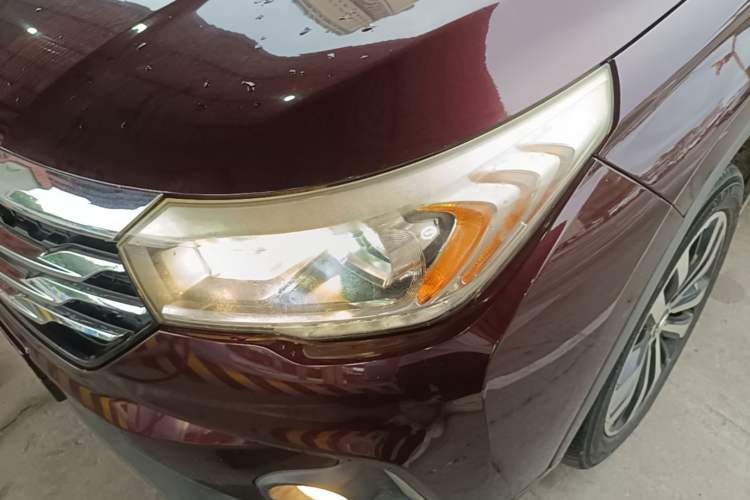 Used GAC Trumpchi GS4 2017 235T G-DCT Two-Wheel Drive Luxury Edition Left Front Headlight