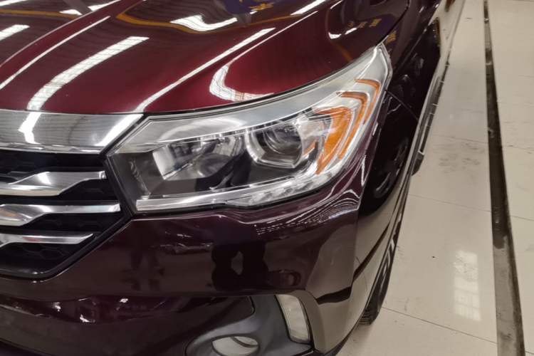 Used GAC Trumpchi GS4 2017 235T Automatic Two-Wheel Drive Luxury Smart Connectivity Version Left Front Headlight
