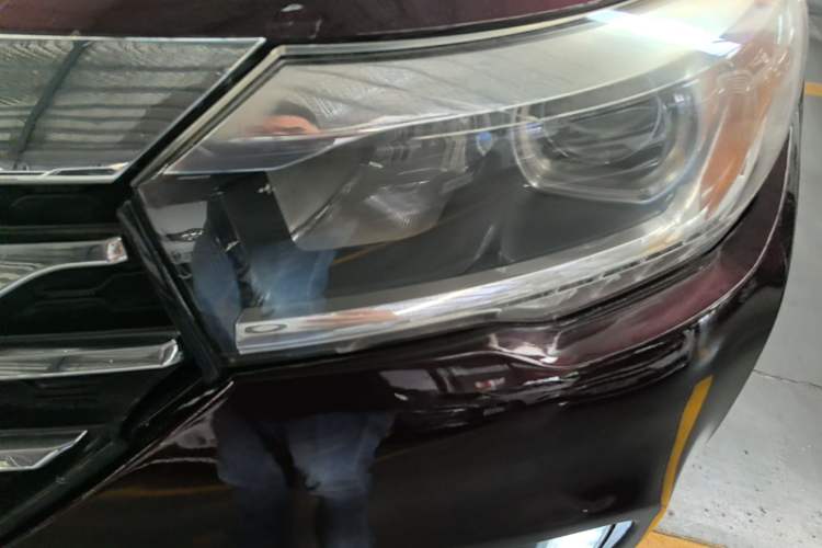 Used GAC Trumpchi GS4 2017 235T Automatic Two-Wheel Drive Luxury Smart Connectivity Version Left Front Headlight