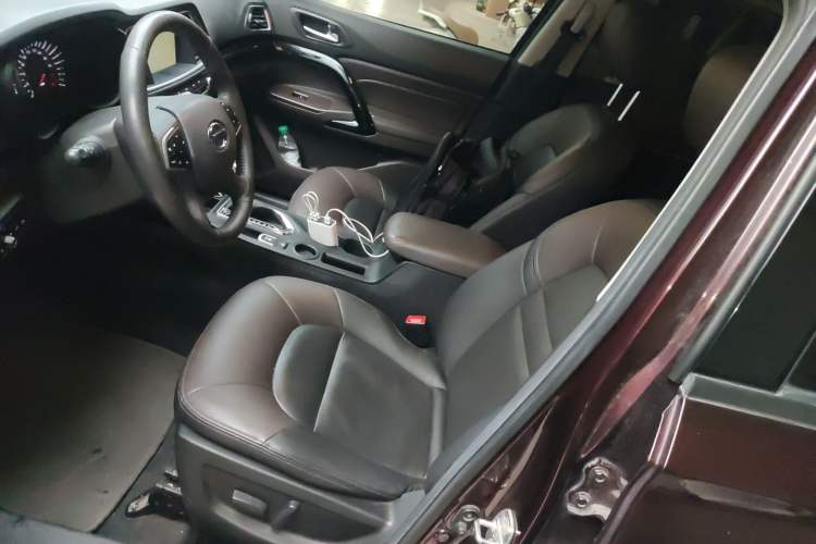 Used GAC Trumpchi GS4 2017 235T Automatic Two-Wheel Drive Luxury Smart Connectivity Version Left Front Seat