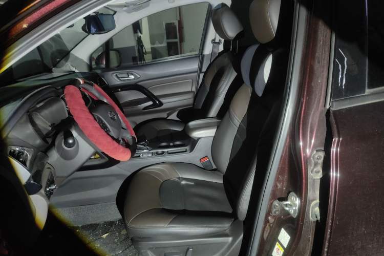 Used GAC Trumpchi GS4 2017 235T Automatic Two-Wheel Drive Luxury Smart Connectivity Version Left Front Seat
