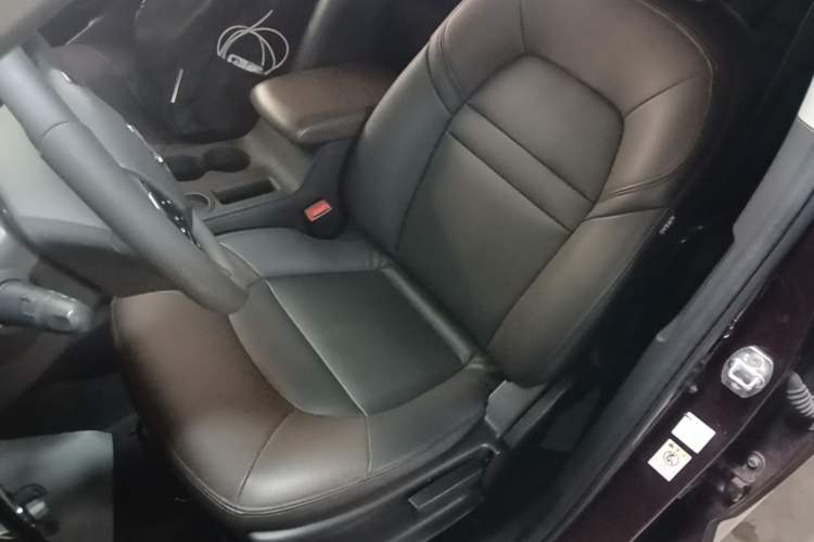 Used GAC Trumpchi GS4 2017 235T Automatic Two-Wheel Drive Elite Edition Left Front Seat