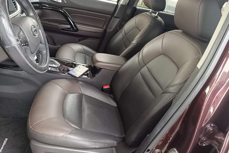 Used GAC Trumpchi GS4 2017 235T G-DCT Two-Wheel Drive Luxury Edition Left Front Seat