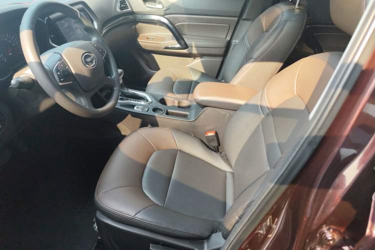 Used GAC Trumpchi GS4 2017 235T Automatic Two-Wheel Drive Elite Edition Left Front Seat