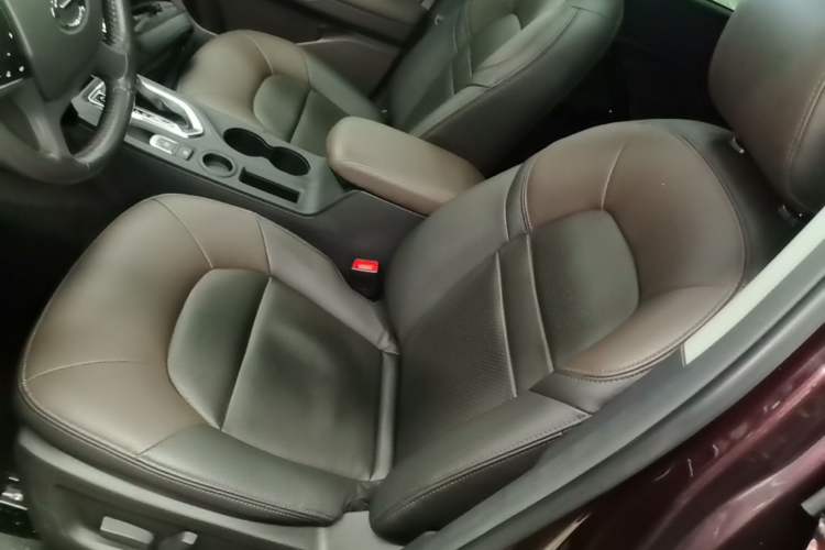 Used GAC Trumpchi GS4 2017 235T Automatic Two-Wheel Drive Luxury Smart Connectivity Version Left Front Seat