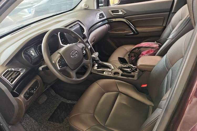 Used GAC Trumpchi GS4 2017 235T Automatic Two-Wheel Drive Elite Edition Left Front Seat