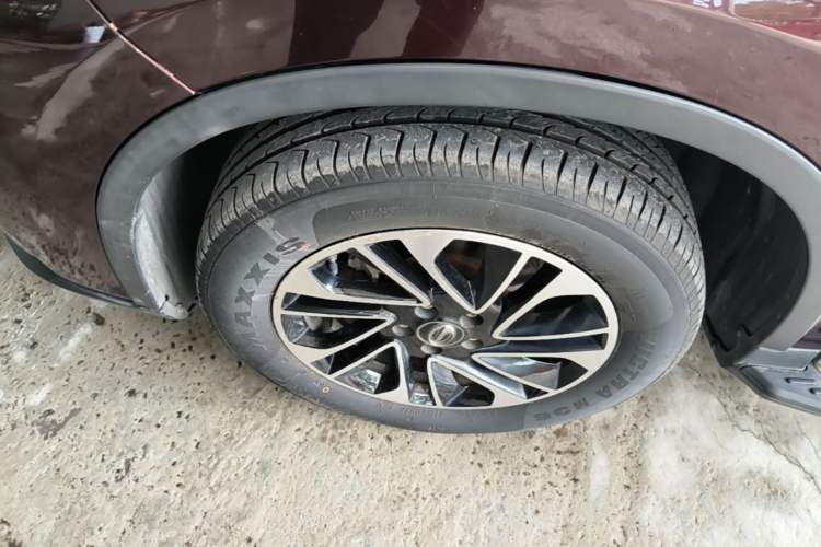 Used GAC Trumpchi GS4 2017 200T G-DCT Two-Wheel Drive Elite Edition Left Front Wheel Hub