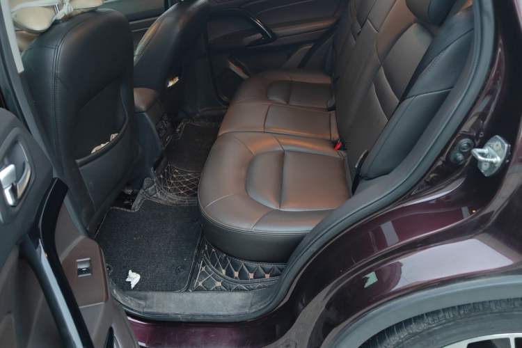 Used GAC Trumpchi GS4 2017 200T Manual Two-Wheel Drive Elite Edition Left Rear Seat