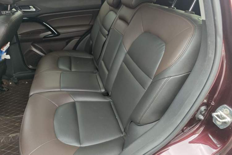 Used GAC Trumpchi GS4 2017 235T Automatic Two-Wheel Drive Elite Edition Left Rear Seat