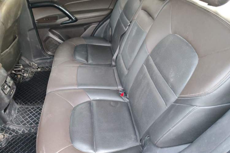 Used GAC Trumpchi GS4 2017 235T Manual Two-Wheel Drive Luxury Edition Left Rear Seat