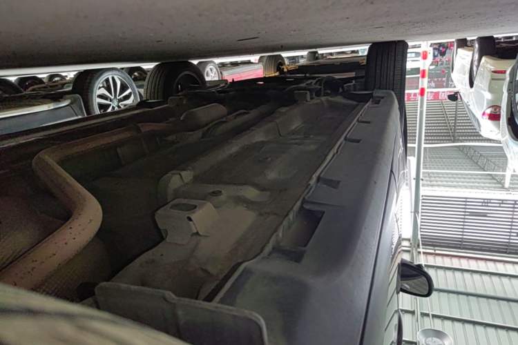 Used GAC Trumpchi GS4 2017 235T Automatic Two-Wheel Drive Luxury Smart Connectivity Version Left Side Sill