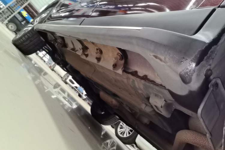 Used GAC Trumpchi GS4 2017 235T Automatic Two-Wheel Drive Luxury Smart Connectivity Version Left Side Sill