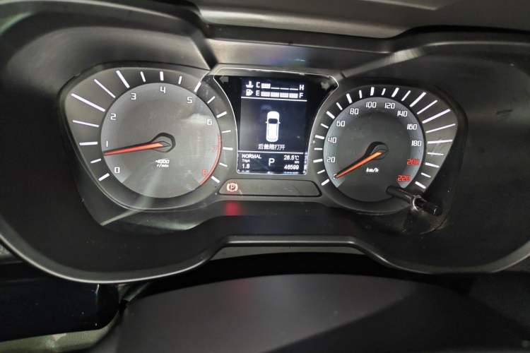 Used GAC Trumpchi GS4 2017 235T Automatic Two-Wheel Drive Luxury Smart Connectivity Version Odometer Close Up
