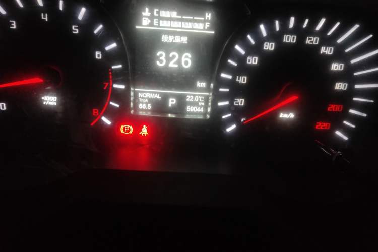Used GAC Trumpchi GS4 2017 235T Automatic Two-Wheel Drive Luxury Smart Connectivity Version Odometer Close Up