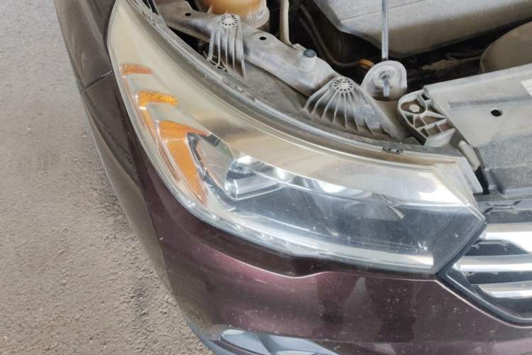 Used GAC Trumpchi GS4 2017 235T Automatic Two-Wheel Drive Elite Edition Right Front Headlight