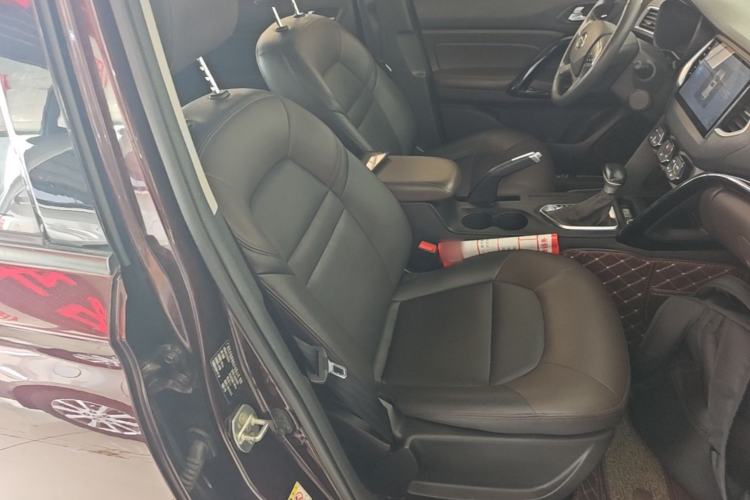 Used GAC Trumpchi GS4 2017 200T G-DCT Two-Wheel Drive Elite Edition Right Front Seat