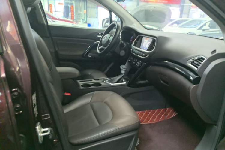 Used GAC Trumpchi GS4 2017 235T Automatic Two-Wheel Drive Luxury Smart Connectivity Version Right Front Seat