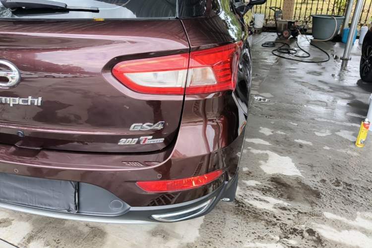 Used GAC Trumpchi GS4 2017 200T G-DCT Two-Wheel Drive Elite Edition Right Rear Taillight