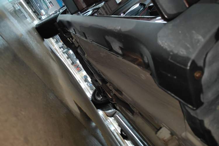 Used GAC Trumpchi GS4 2017 235T Automatic Two-Wheel Drive Elite Edition Right Side Sill