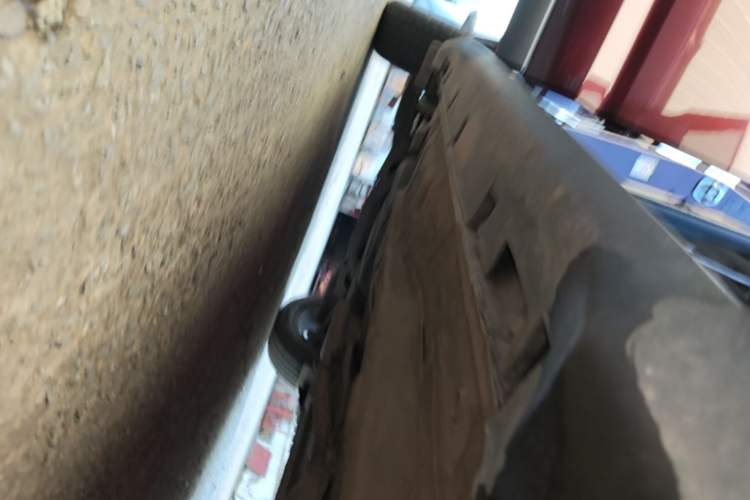 Used GAC Trumpchi GS4 2017 235T Automatic Two-Wheel Drive Elite Edition Right Side Sill