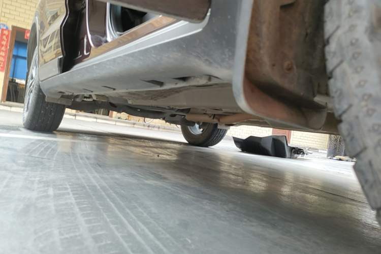 Used GAC Trumpchi GS4 2017 235T Automatic Two-Wheel Drive Elite Edition Right Side Sill
