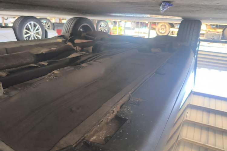 Used GAC Trumpchi GS4 2017 235T Automatic Two-Wheel Drive Luxury Smart Connectivity Version Right Side Sill