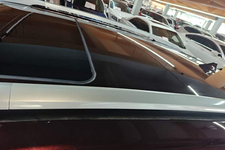 Used GAC Trumpchi GS4 2017 200T G-DCT Two-Wheel Drive Elite Edition Roof